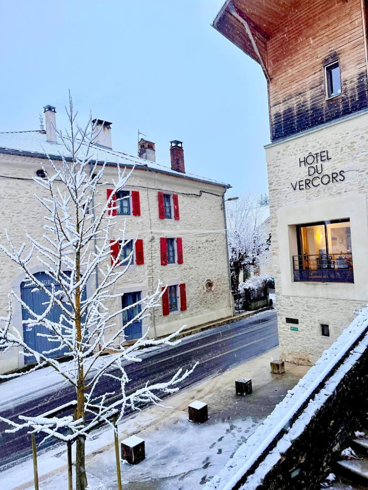 Restaurant Hotel Du Vercors Saint-Martin-en-Vercors Buitenkant foto