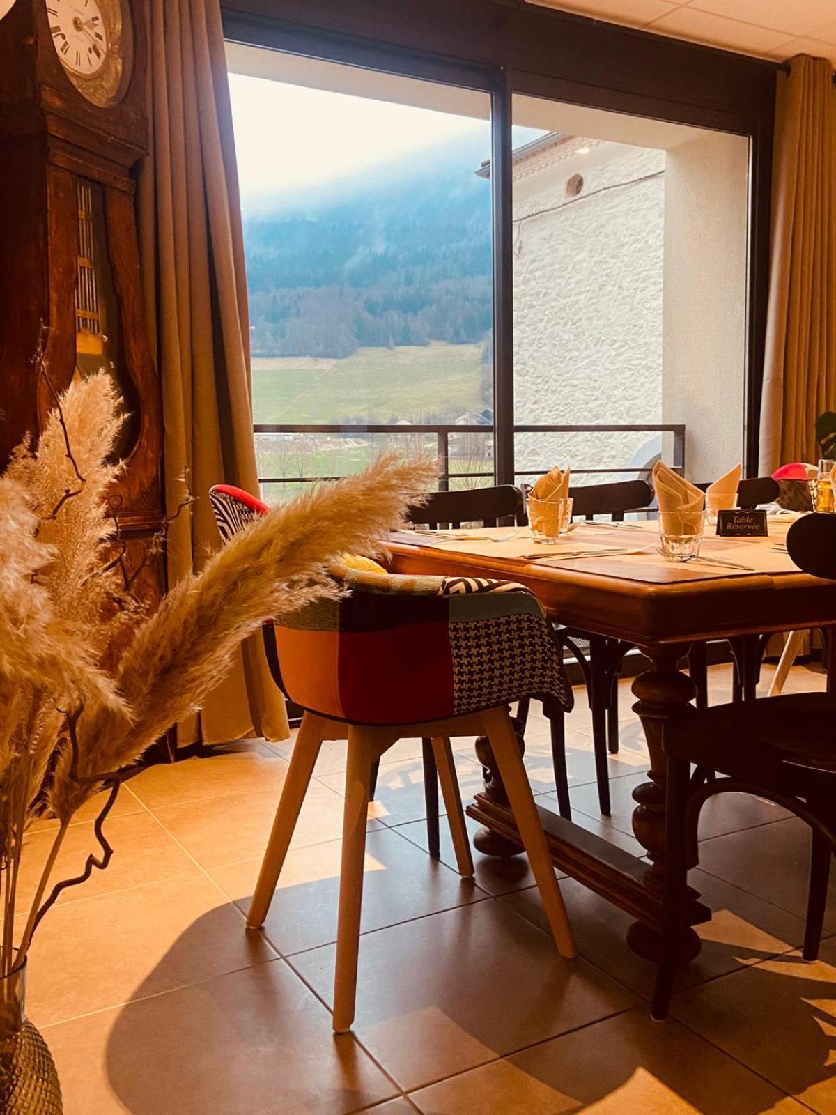 Restaurant Hotel Du Vercors Saint-Martin-en-Vercors Buitenkant foto